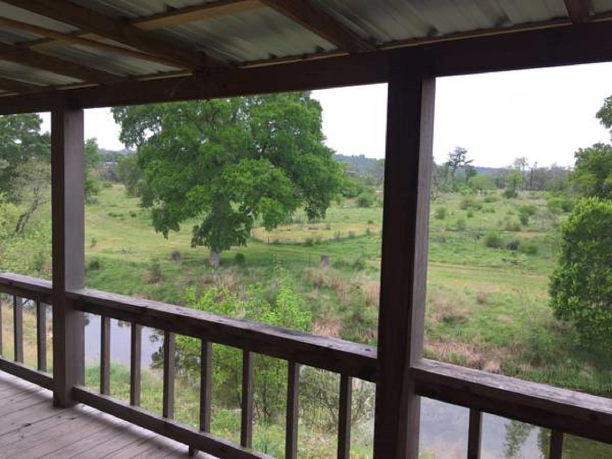 City On A Hill At Spring Creek Fredericksburg Buitenkant foto