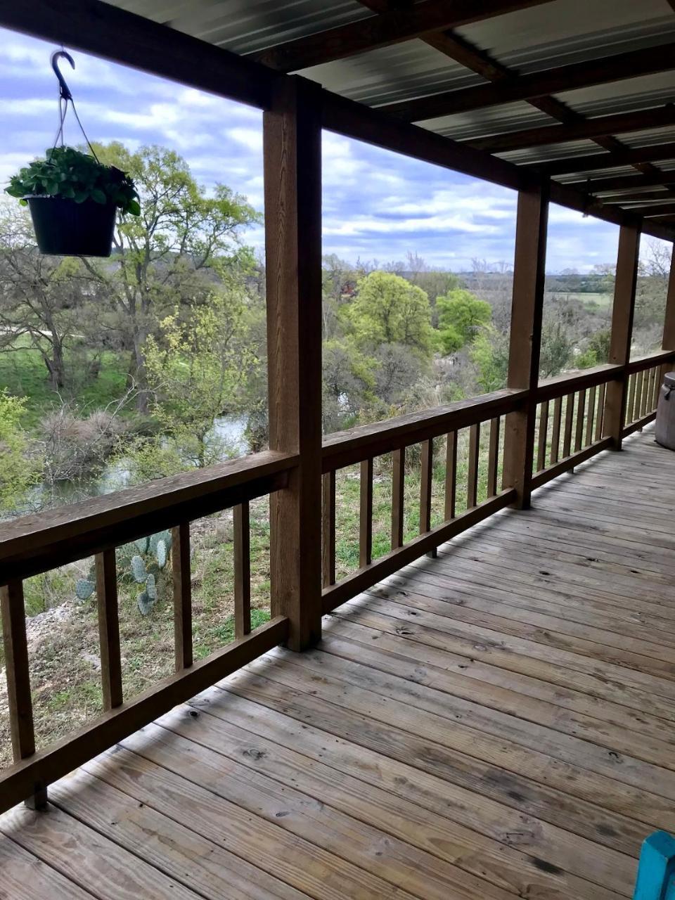City On A Hill At Spring Creek Fredericksburg Buitenkant foto